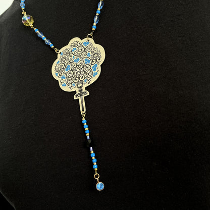 Collier Popiloue aux cœurs bleus