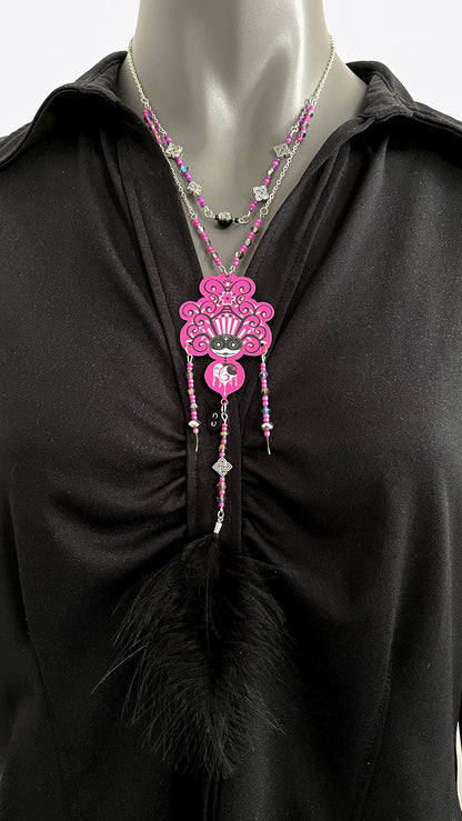 Collier Bettyloue à la plume noire