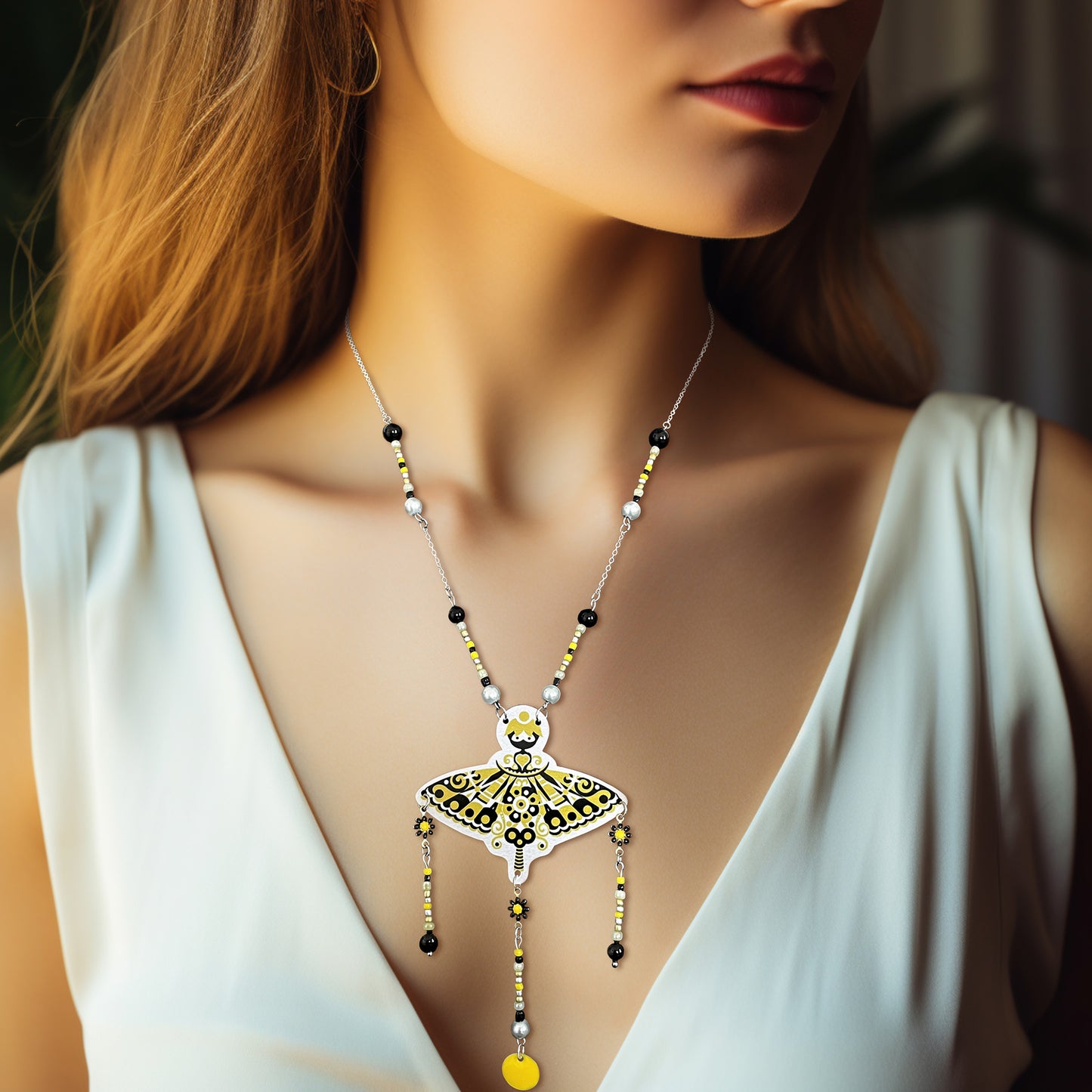 Collier Pyrolia jaune et noir